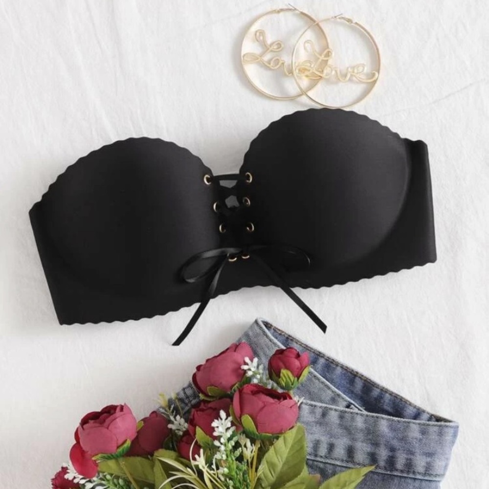 😍BOG2 BRAND NEW NEVER WORN Strapless push up bra